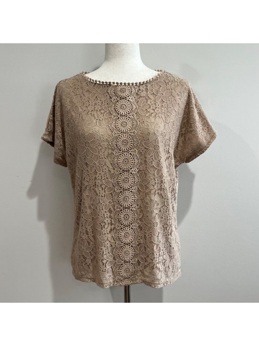 Cable & Gauge Lace Blouse Womens L Tan Cap Sleeve